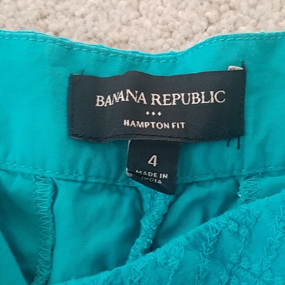 Shorts - Picture 3 of 3